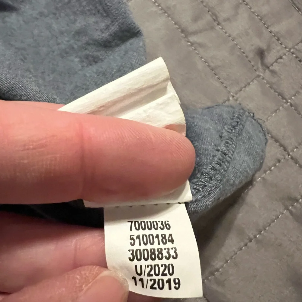 The Children’s Place Short Sleeve T-Shirt, L (10/12)